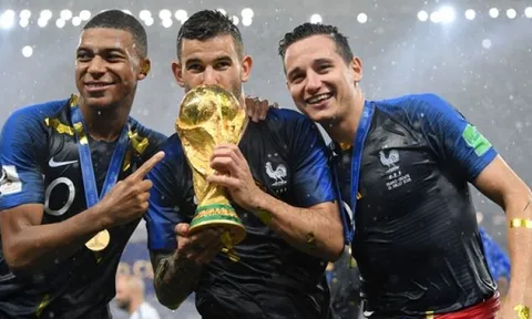 Dằn mặt Luke Shaw, M.U mang 72 triệu bảng xé hợp đồng nhà vô địch World Cup