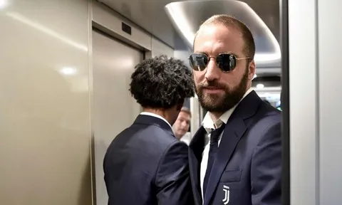 Dàn sao Juventus bảnh bao lên đường làm khách trước Sassuolo