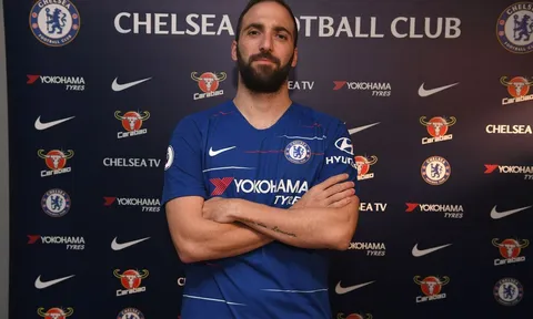Đăng hình tập luyện chăm chỉ, Higuain nhận cái kết không thể đắng hơn