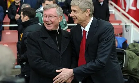 Đánh bại Brighton, Arsene Wenger phá kỷ lục của Sir Alex Ferguson