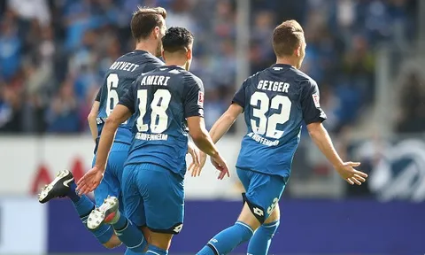 Đánh bại 'Hoàng đế xanh', Hoffenheim vươn lên ngôi đầu Bundesliga