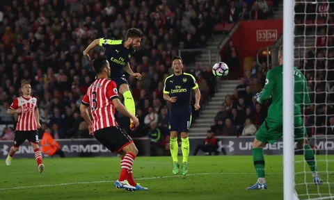 Đấu Arsenal, Southampton ấp ủ mưu lớn