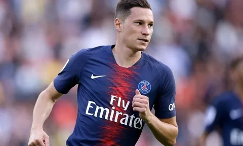 Đấu Man United, sao PSG thừa nhận: "Tôi chẳng biết mình sẽ chơi ở đâu"