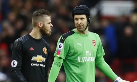 'Thật dễ dàng để nói Cech xuất sắc hơn De Gea'