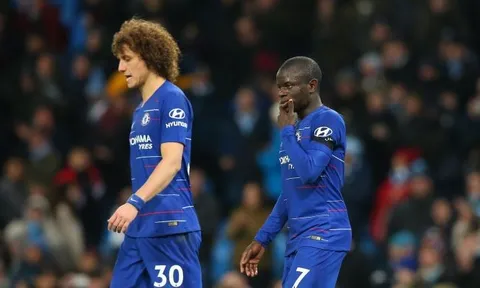"Cậu ta lẩn trốn mỗi khi Chelsea thua cuộc"