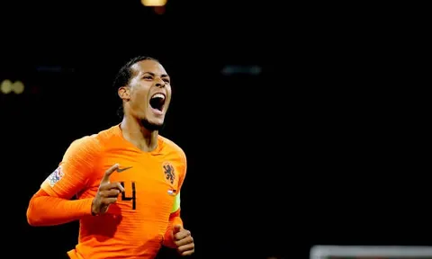 Đây, động lực để Van Dijk, Wijnaldum thăng hoa trước người Đức