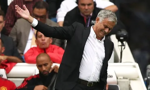 Đây, lí do thực sự khiến hàng thủ Man Utd gặp vấn đề