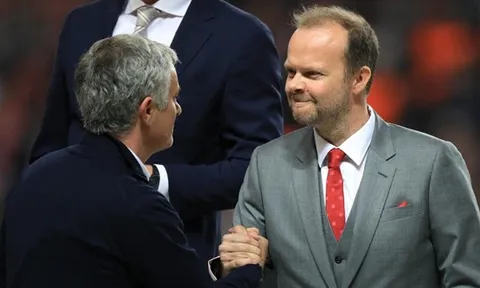 Đây, sự thật về cuộc họp "bất thường" giữa Mourinho và Ed Woodward