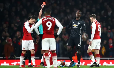 De Bruyne: 'Pogba bị quả báo ư, tôi không tin điều vớ vẩn ấy'