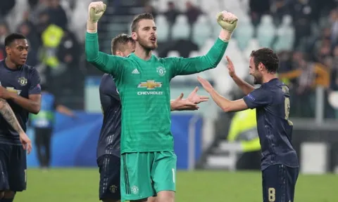 Đề nghị lương 275.000 bảng, Man Utd vẫn nhận 'gáo nước lạnh' từ trụ cột