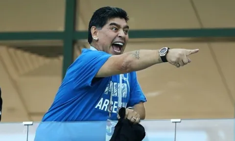 Sốc! Maradona sẽ vĩnh viễn mất đi khả năng chơi bóng