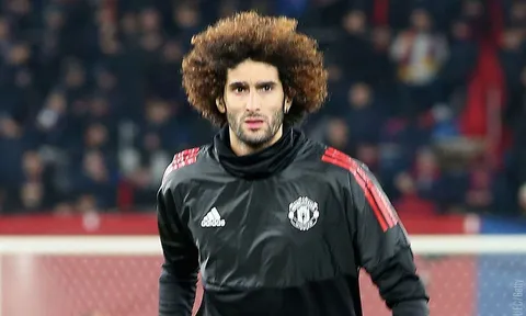 Đêm Basel, chỉ có một người Manchester United thắng