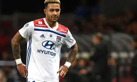 Depay đăng status thả thính Man Utd?