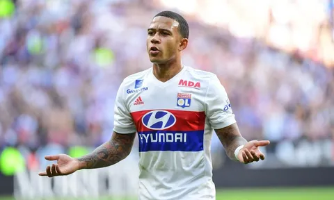 Depay thăng hoa, CĐV M.U phát cuồng