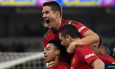 ĐHTB vòng 18 Premier League: Sự hồi sinh của Quỷ đỏ