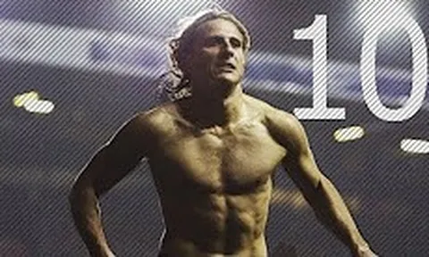 Diego Forlán, chàng tiền đạo lận đận một thời của Man Utd