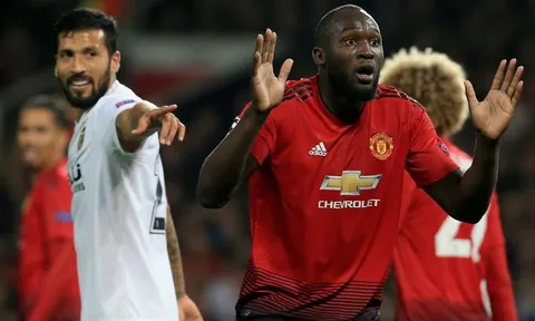 Điểm tin tối 03/10: M.U bị sờ gáy; Barca lại nổ bom tấn từ Liverpool?