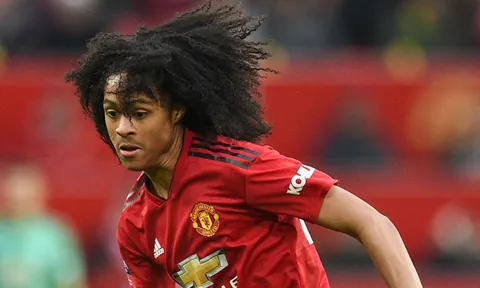 Điểm tin tối 06/01: 'Gullit đệ nhị' ra mắt Man Utd, Arsenal tham lam