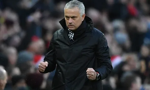 Điểm tin tối 10/12: Mourinho trả lời Real Madrid!