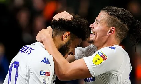 Diệt gọn 'bầy Hổ', Leeds của phù thủy Bielsa trở lại ngôi đầu