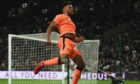 Điều gì đã giúp Chamberlain dần hòa nhập tại Liverpool?