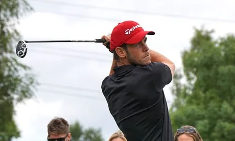 Dính vận rủi, Gareth Bale "đổi nghề" sang đánh golf