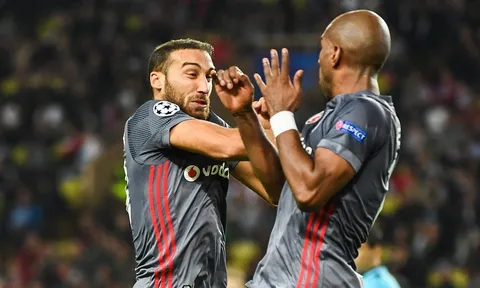 "Độc cô cầu bại" Besiktas bay cao nhờ niềm cảm hứng Quaresma