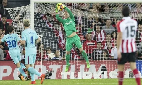 Đối đầu Valencia, Ter Stegen cùng Barcelona hướng tới kỷ lục khủng