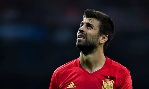 Đối thoại cùng Gerard Pique: Ai chỉ trích, tôi sẽ mời người đó đi ăn