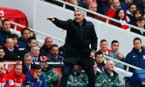 Đối thoại Jose Mourinho: M.U có dám đôi công với Arsenal?