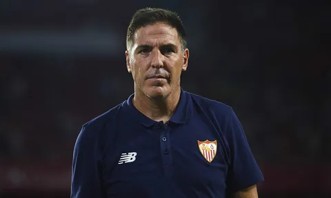 Đối thủ của Man Utd ở Champions League sa thải HLV