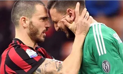 Donnarumma rơi nước mắt vì bị fan Milan sỉ nhục
