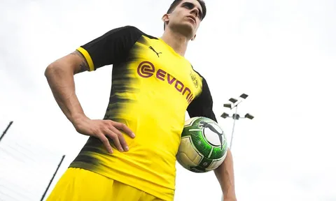 Dortmund trình làng áo đấu thứ 4 đẹp không chỗ chê