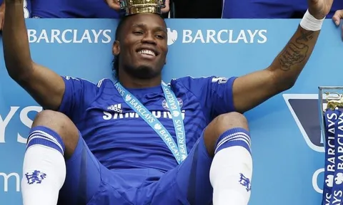 Drogba chỉ ra "trái tim" của Chelsea, không phải Hazard hay Kante