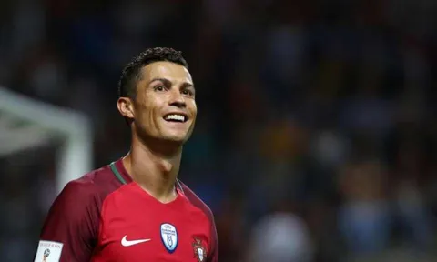 ĐT Bồ Đào Nha: Đến lúc "Đấng cứu thế" Ronaldo ra tay!