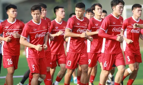 Danh thủ Hồng Sơn: "Đây là thế hệ vàng tiếp theo của ĐT Việt Nam"