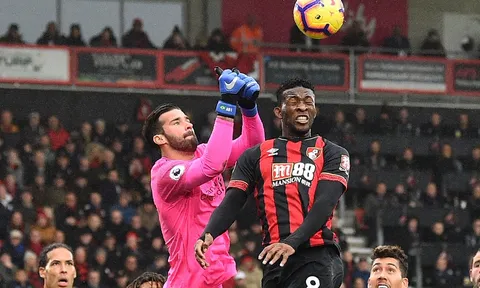 Alisson đi vào lịch sử Liverpool sau đại thắng Bournemouth