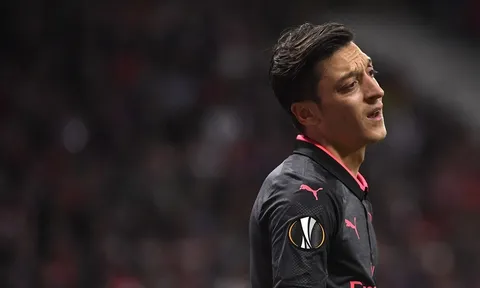Dư âm đại chiến BATE Borisov: "Lý do chiến thuật" có thực là vì chiến thuật