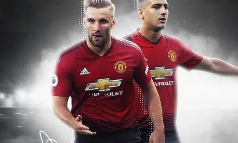 Dư âm trận Huddersfield: United có cặp cánh "khủng", phát hiện ra vai trò của Fred