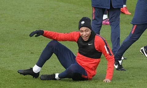 Đụng độ thần tượng Ronaldo, Kylian Mbappe thêm phần hưng phấn