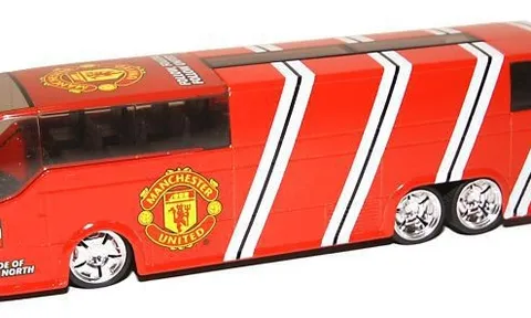 Chửi Mourinho, sự xấu hổ của người Anh đã xuống đáy