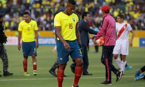 Ecuador 1-2 Peru: Valencia cúi đầu nhìn Peru bay vào Top 4