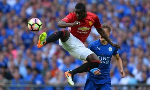 Eric Bailly sa sút thế nào trong màu áo Man United?