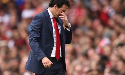 Fan Arsenal "nổi đóa" khi Emery thực hiện 2 thay đổi trước Chelsea