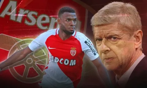 Fan Man Utd chế nhạo Arsenal vì đòi mua Lemar với giá 100 triệu euro