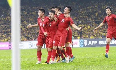 Fox Sports chọn đội hình tiêu biểu AFF Cup: Cú sốc hàng phòng ngự!