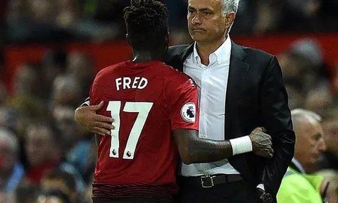 Fred gửi thông điệp đến Mourinho trước đại chiến với Tottenham