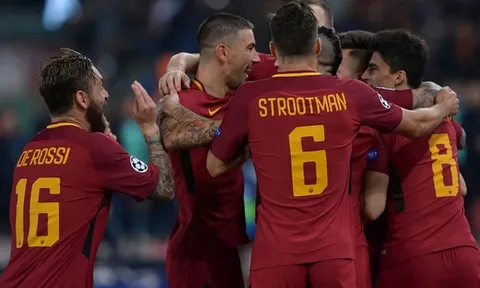 Gặp Genoa, ngày quá khứ ùa về với các sao Roma