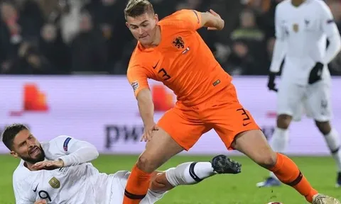 Gặp Mino Raiola, Barca đang rất gần "thần đồng" Hà Lan