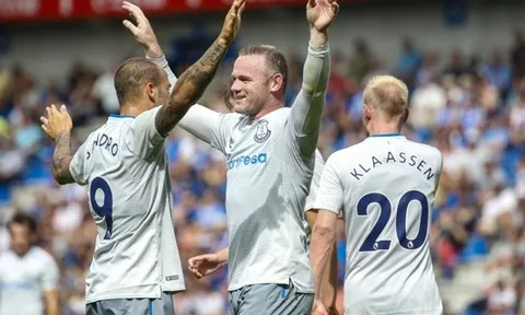 Gareth Southgate: Tôi vẫn chờ Rooney nghĩ lại